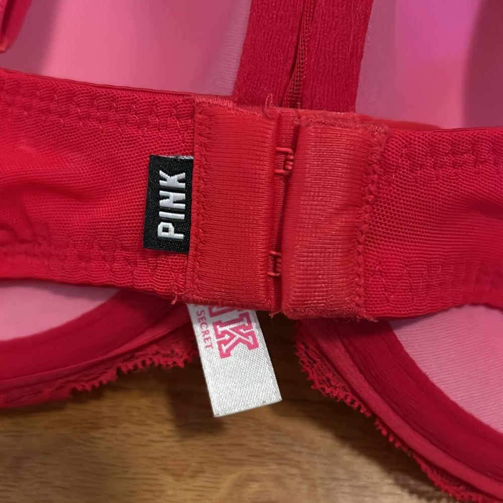 Red Lace Vs Date Push-Up Bra (36dd) - image 3